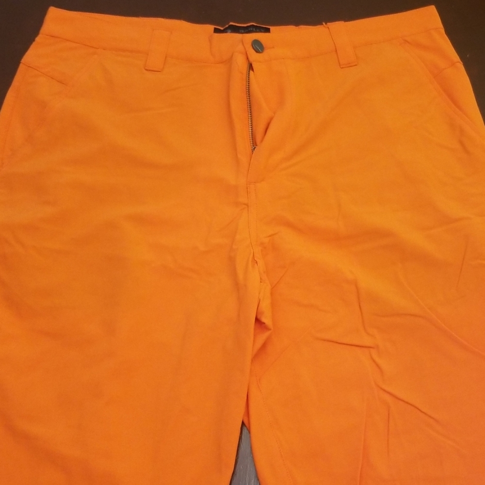 Oakley golf shorts size 36